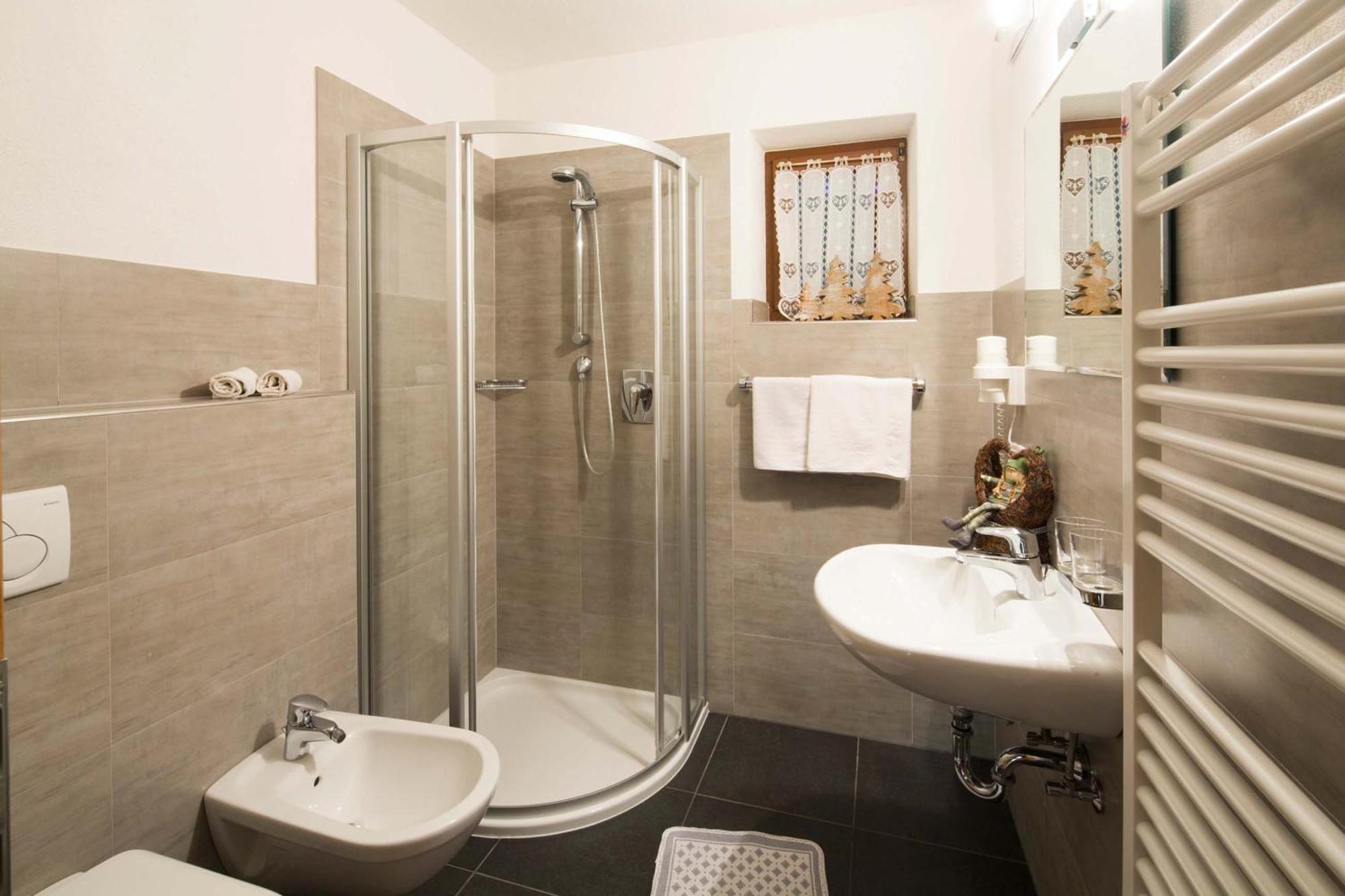 Alpin Apartments Colfosco Room photo