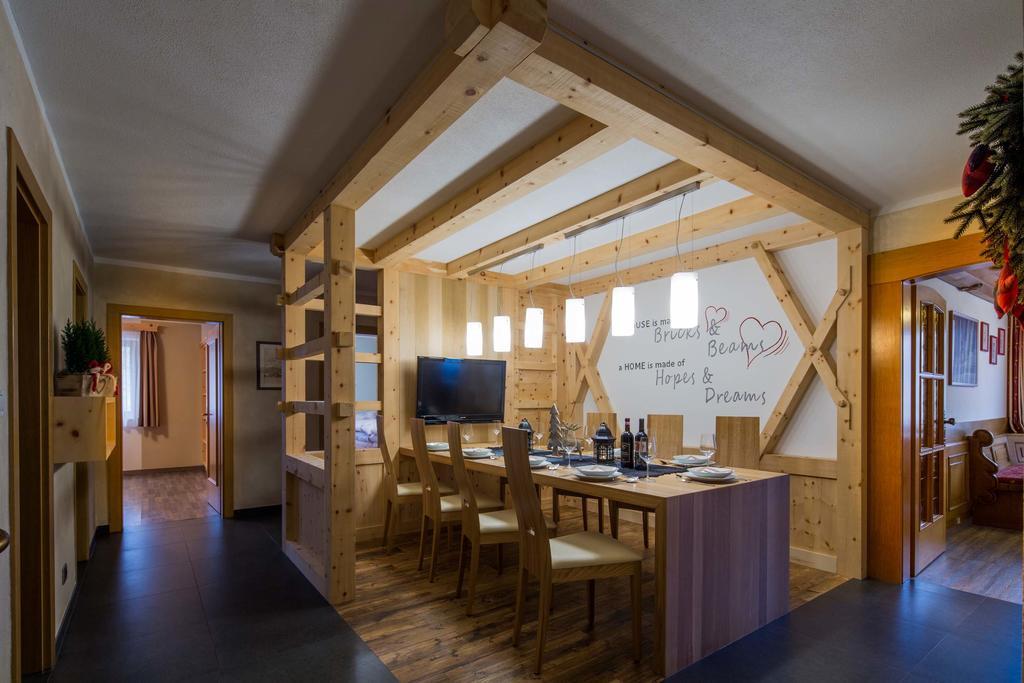 Alpin Apartments Colfosco Room photo