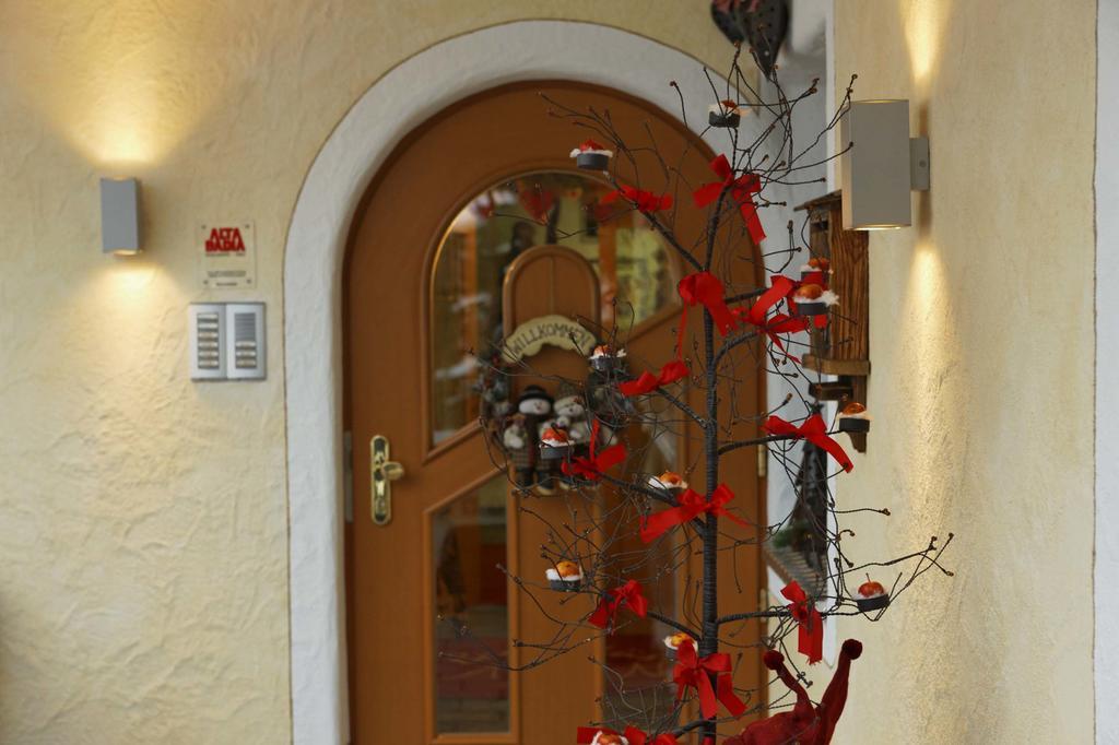 Alpin Apartments Colfosco Exterior photo